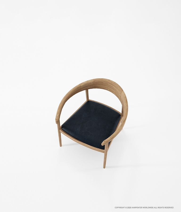 CHILLAX Easy Chair with Leather