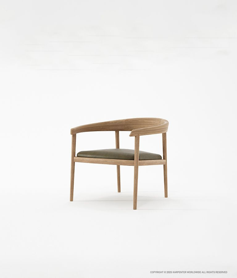CHILLAX Easy Chair with Leather