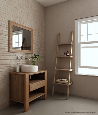 Max Mirror