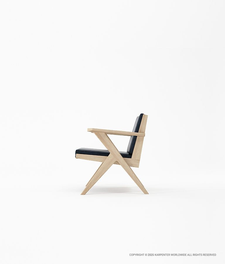 TRIBUTE Easy Chair w/ Leather